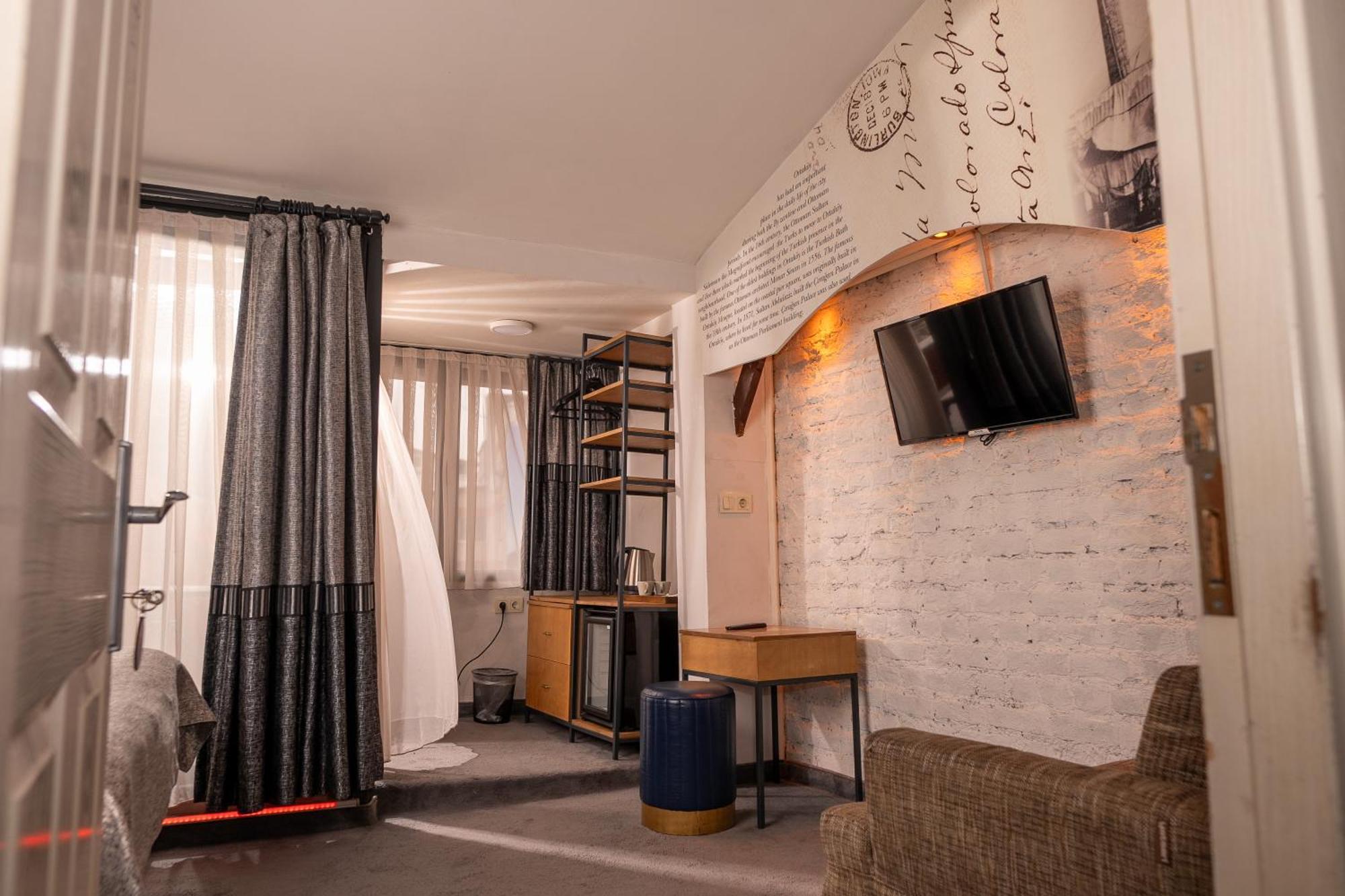 Hotel Corner Hot Provincia di Provincia di Istanbul Esterno foto